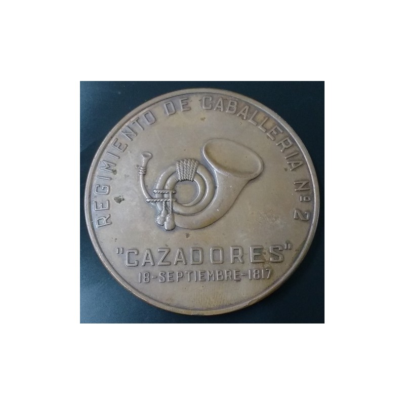 MONEDA/MEDALLA REGIMIENTO DE CABALLERIA Nº 2 CAZADORES, EJERCITO DE CHILE (ANTIGUA)