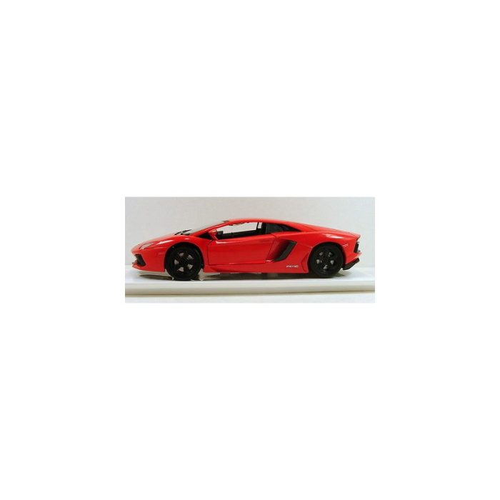 LAMBORGHINI AVENTADOR LP 700- 4 Esc.1/24 NEWRAY