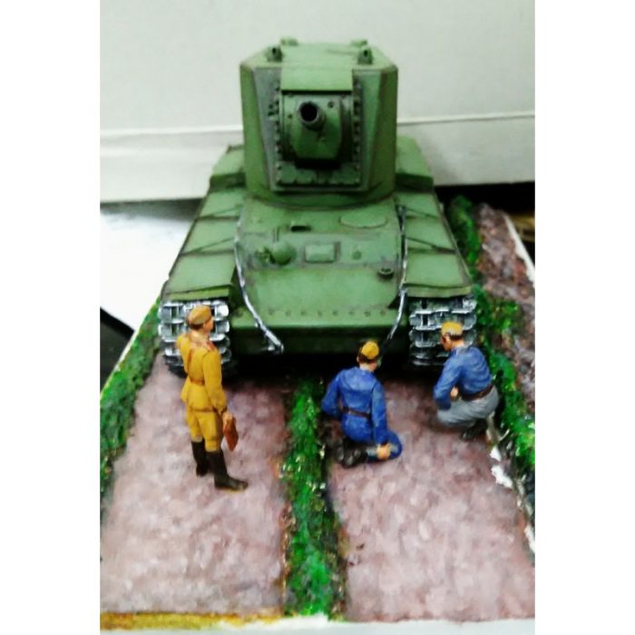 DIORAMA KV-1 (BIG TORRET) Esc.1/48