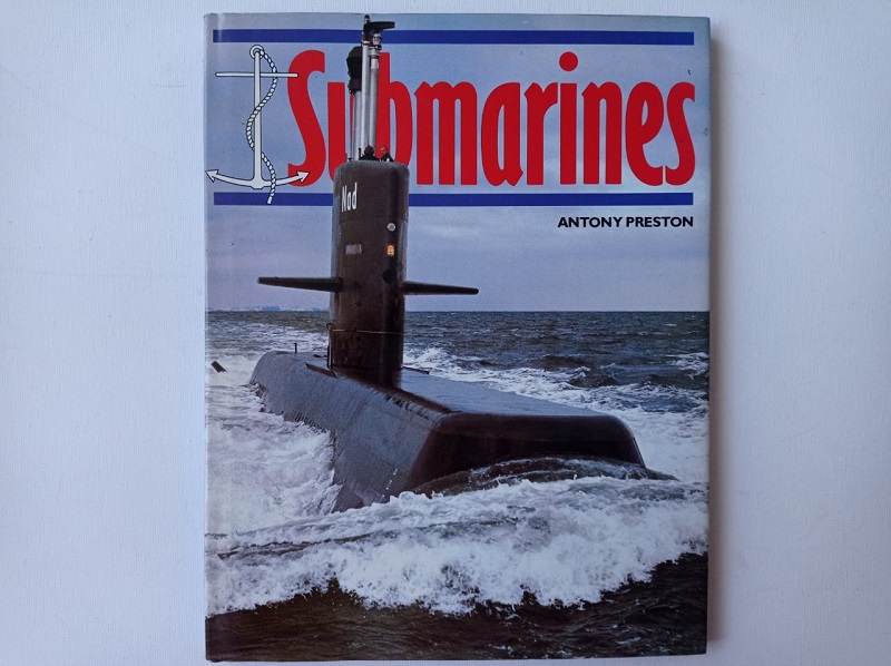 SUBMARINES SUBMARINES