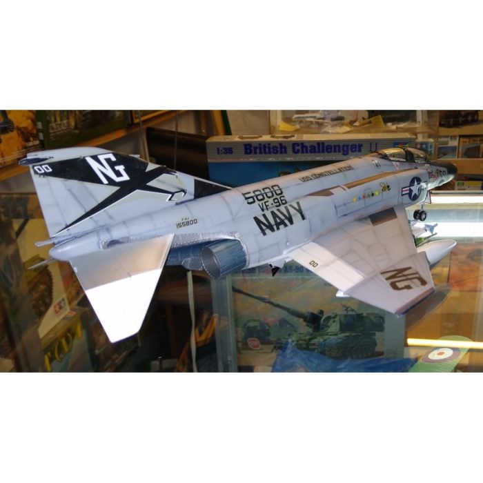 MAQUETA ARMADA F-4J PHANTOM II, USS.CONSTELLATION Esc.1/48