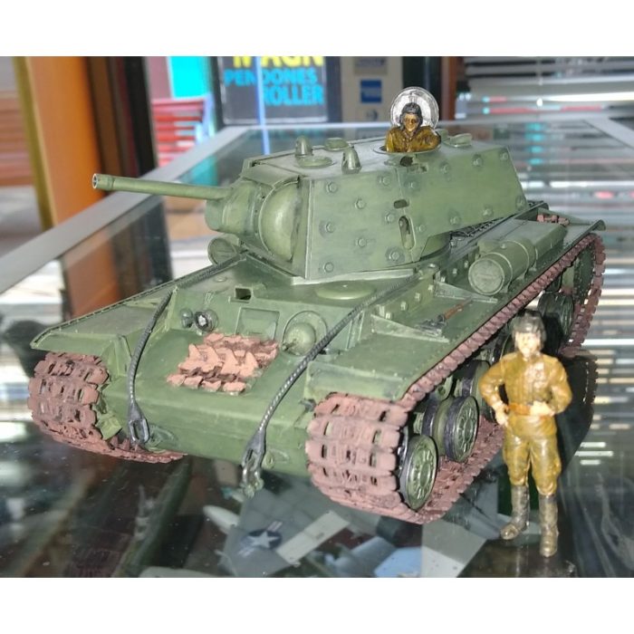 MAQUETA ARMADA KV-1 Esc.1/35