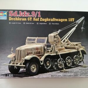 COD. TRU07251 SD.KFZ.9/1 DREHKRAN 6T AUF ZUGKRAFTWAGEN 18T. ESC 1/72