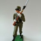 FIGURA PLOMO R. POLETTI CARABINERA DESFILANDO
