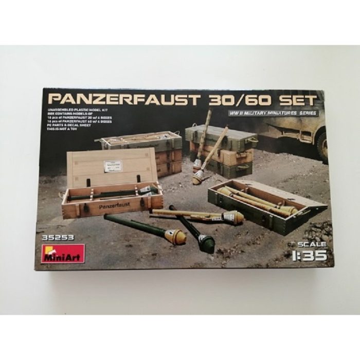 COD. MIN35253 PANZERFAUST 30/60 SET. ESC 1/35 COD. MIN35253 PANZERFAUST 30/60 SET. ESC 1/35