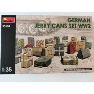 COD. MIN35588 GERMAN JERRY CANS SET WWII. ESC 1/35