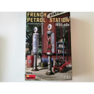 COD. MIN35616 FRENCH PETROL STATION 1930-40. ESC 1/35
