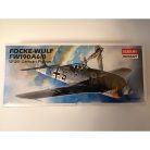 COD. ACA2120 FOCKE-WULF FW190A6/8. ESC 1/72
