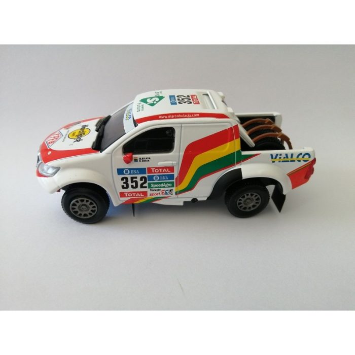 TOYOTA HILUX 2016 RALLY DAKAR. ESC 1/43