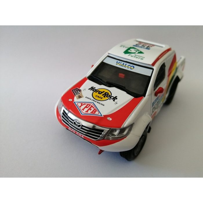 TOYOTA HILUX 2016 RALLY DAKAR. ESC 1/43