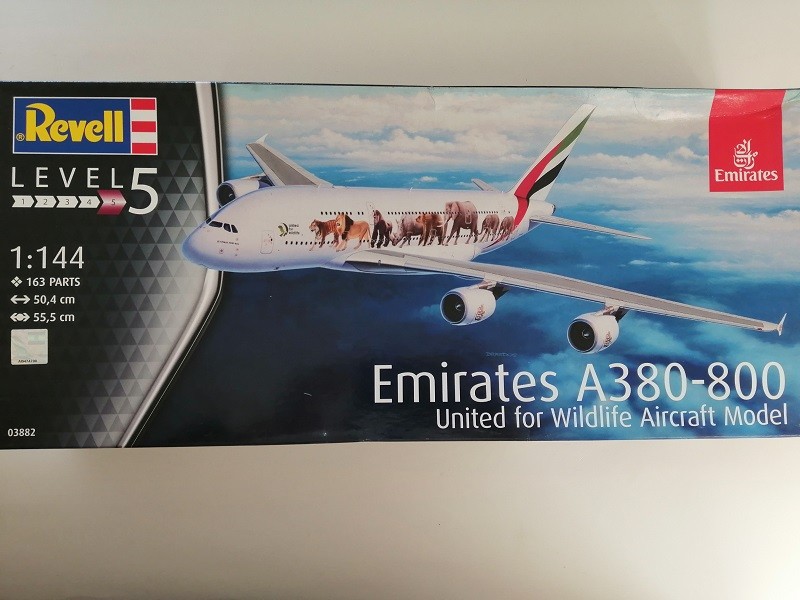 COD.REV03882 AIRBUS A380-800 "EMIRATES" (UNITED FOR WILDLIFE). ESC 1/144