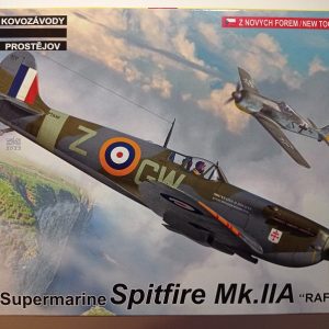 COD.KPM302 SUPERMARINE SPITFIRE MK.IIA "RAF". ESC 1/72