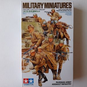 COD.TAM35207 RUSSIAN ARMY ASSAULT INFANTRY. ESC 1/35