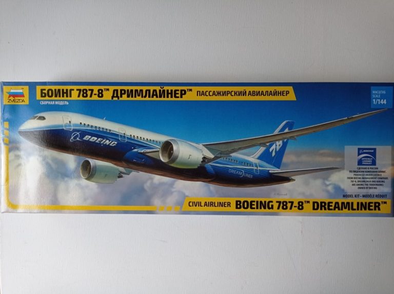 Zvezda ZV7008 Boeing 787-8 Dreamliner