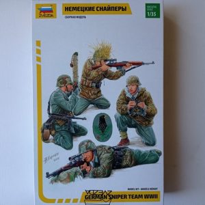 COD.ZVZ3595 FRANCOTIRADORES ALEMANES II G.M. ESC 1/35